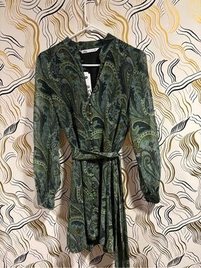 zara green snake print dress L) ZARA | Ecru / Green | ANIMAL PRINT